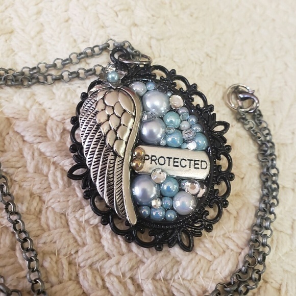 Handcrafted Necklace With Message - Picture 2 of 4